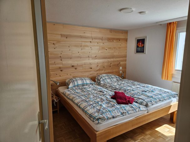 Schlafzimmer Eltern EG